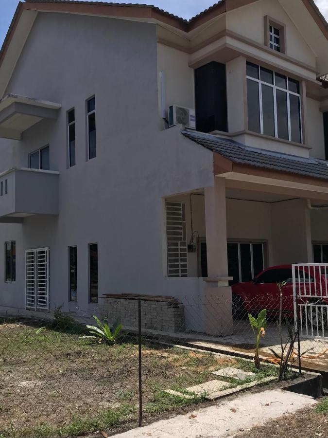 Hj Homestay Kuala Terengganu Exterior photo