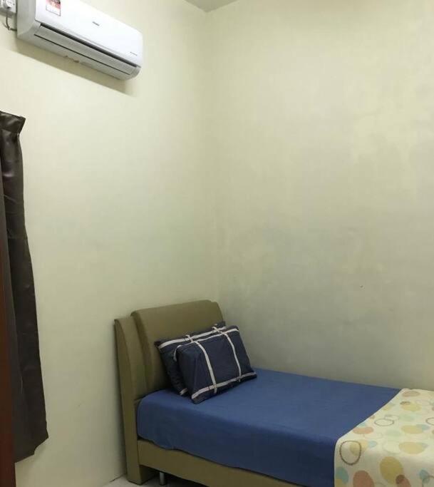 Hj Homestay Kuala Terengganu Exterior photo